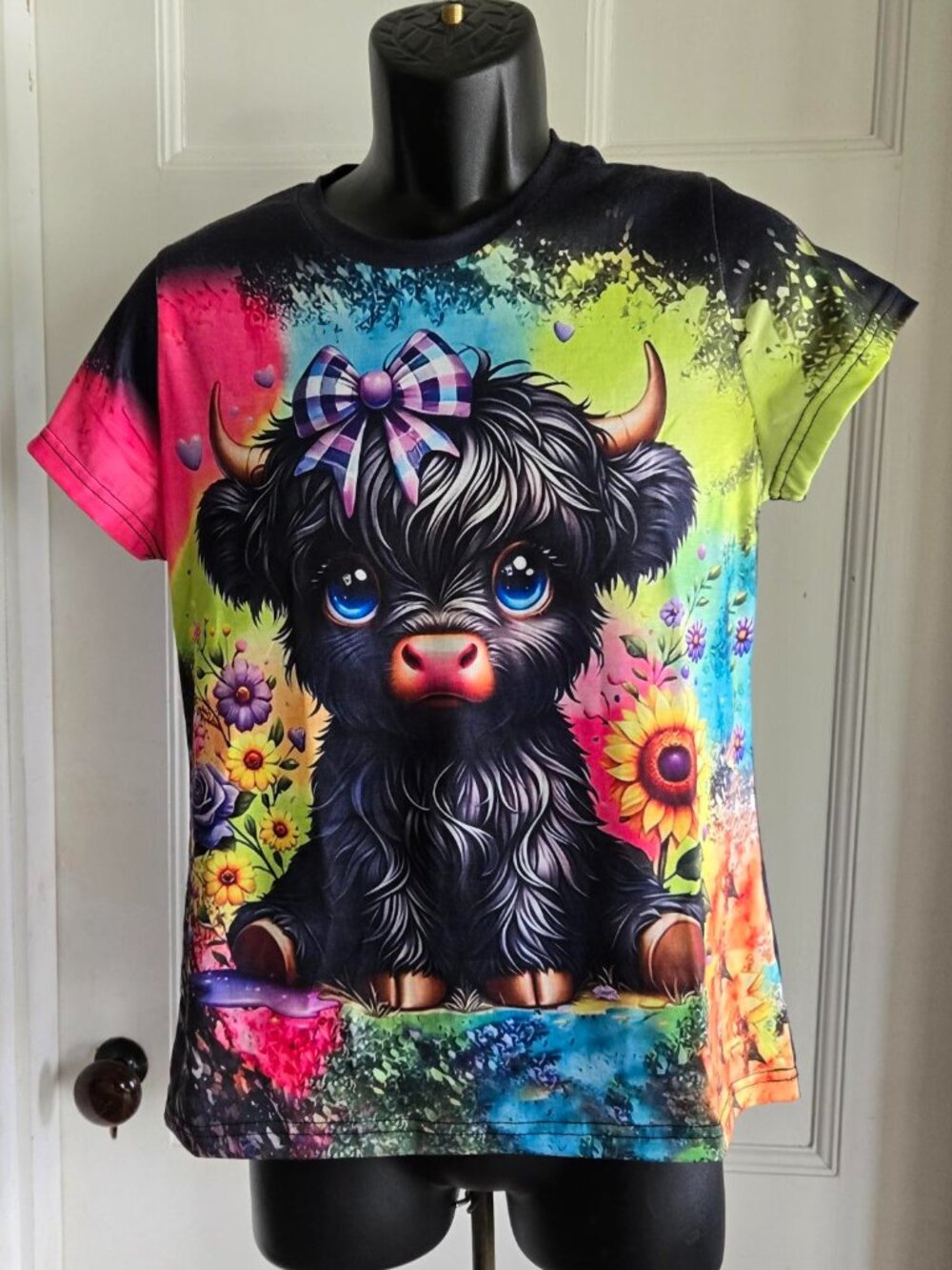 ADORABLE HIGHLAND CALF BLACK GRAPHIC T-SHIRT SIZE S NWOT